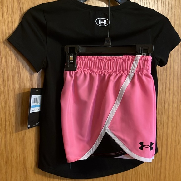 Under Armour Kids Black T-Shirt + Shorts Set with Multicolor Logo - Picture 7 of 7